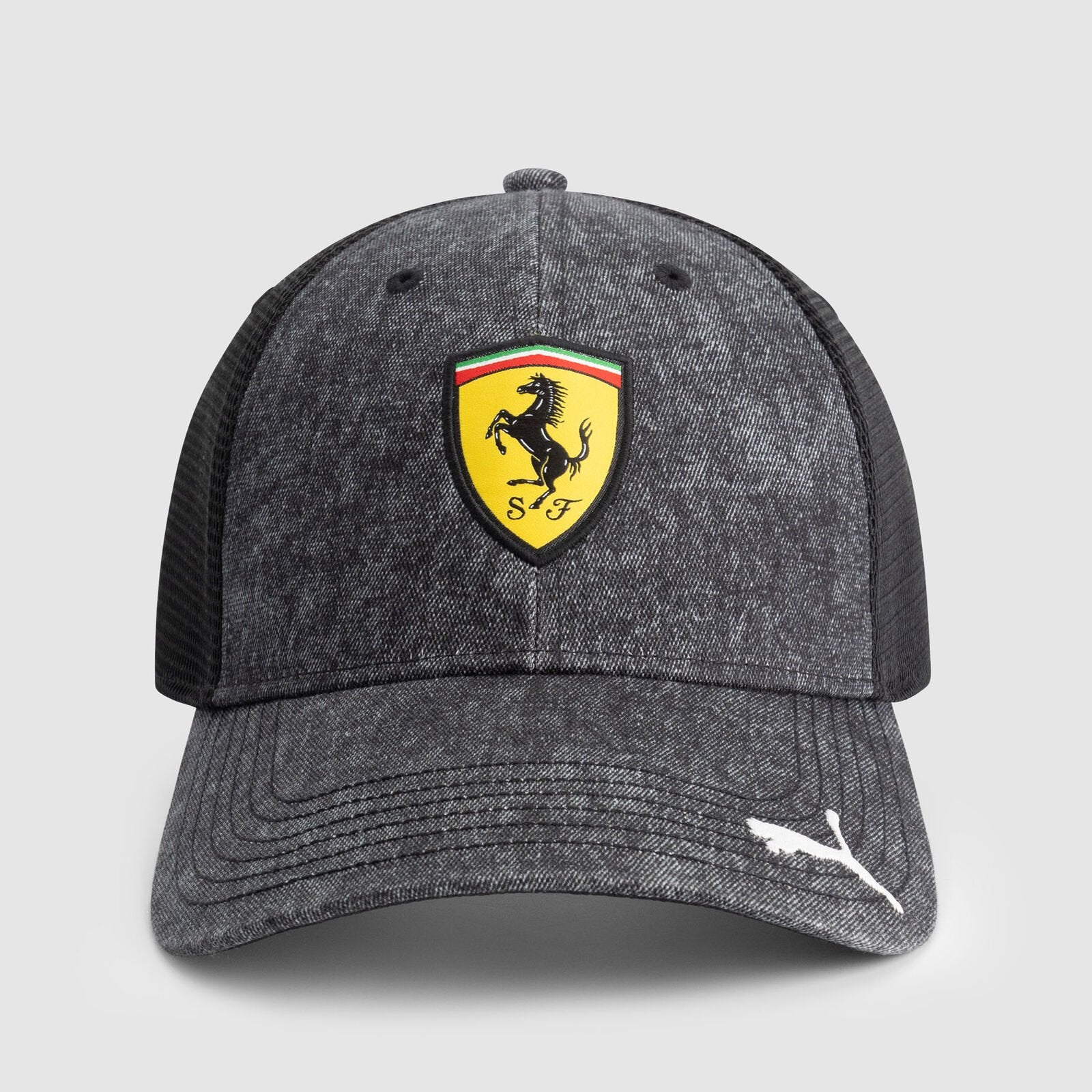 Scuderia Ferrari F1 Trucker Cap Adults - Black