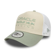 Red Bull Racing F1 Seasonal 9Forty Cap Trucker Cap Adults - Light Cream/Evergreen
