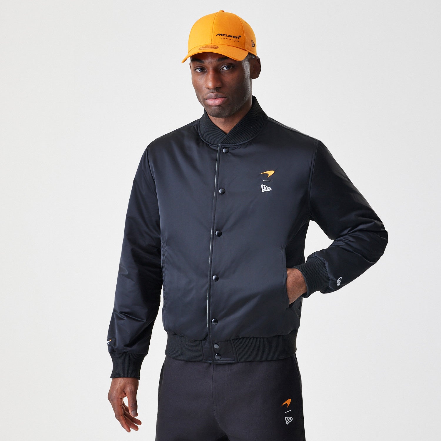 McLaren Racing F1 Rvsbl Bomber Jacket Adults - Black